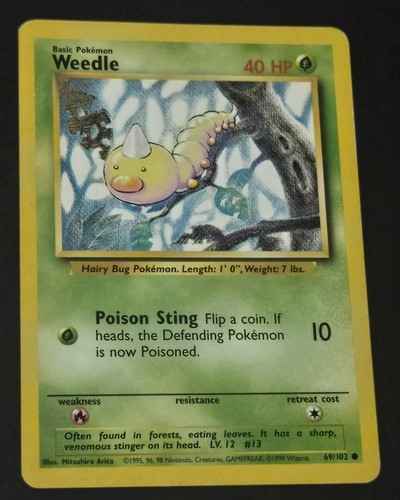 Weedle 102 base set - weedle,