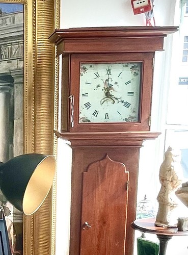 Long case clock - long,