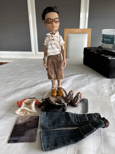 Bratz boyz dylan boy doll - dylan, 2003