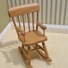 1/12th Scale Dolls House Pine