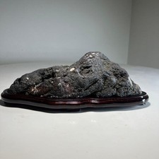 Suiseki Mountain-Shaped