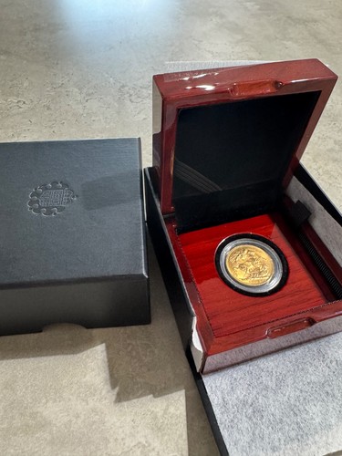 Gold sovereign george - george, v