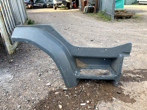 Daf 75 upper footstep - /,