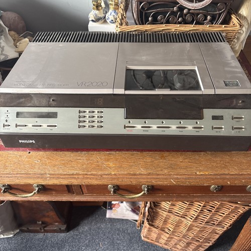 Vr2020 phillips track player - 8,