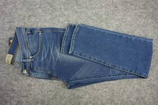 ​Levi’s Revel Demi Curve
