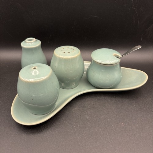 Denby manor green salt pepper - denby,