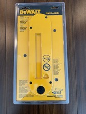 DWE7402DI Dado Throat Plate