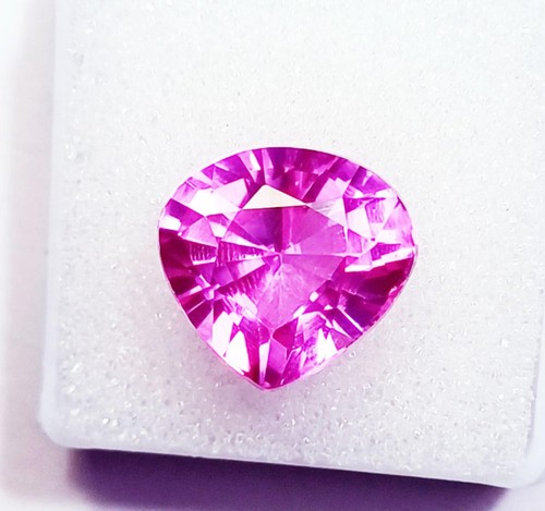 Natural pink spinel pear cut - pink,