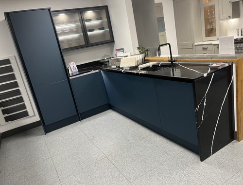 Desplay kitchen with - ex,