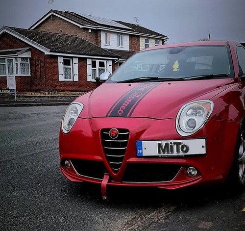 Alfa romeo bonnet - 1x,