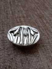 Silver Scenes Flower Detail