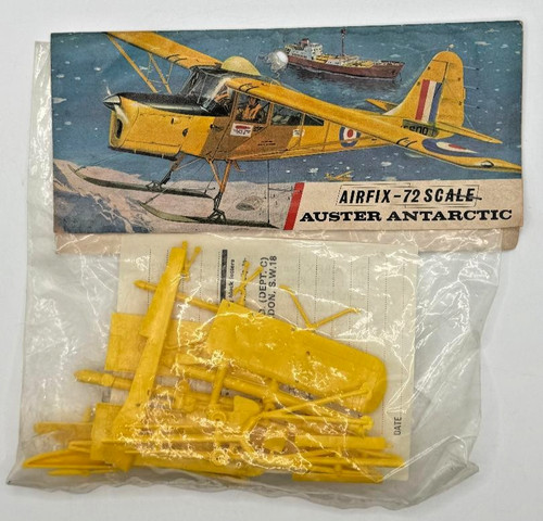 Vintage airfix red stripe 1967 - airfix,