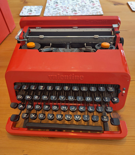 Olivetti valentine red - olivetti,