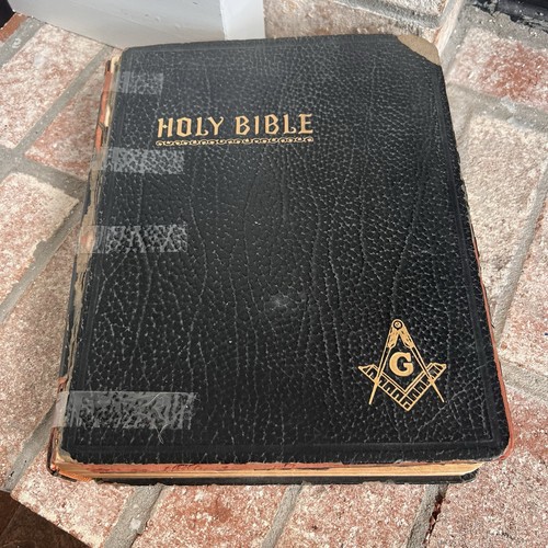 Holy bible red letter - red, masonic