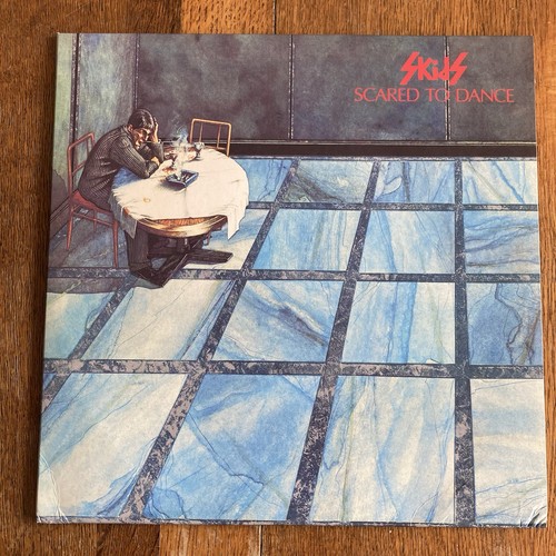 Skids scared dance double - skids,