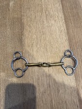 Neue Schule Tranz Angled