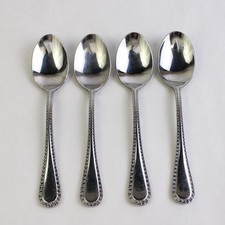 Set of 4 Cuisinart Hailey