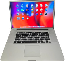 Apple MacBook Pro 17" i7
