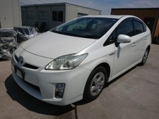 Breaking Toyota Prius 2011