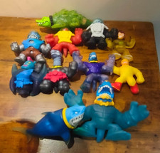 11 Heroes of Goo Jit Zu action