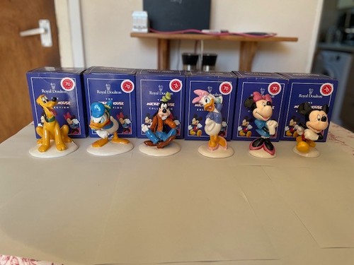 Royal doulton disney mickey - royal,