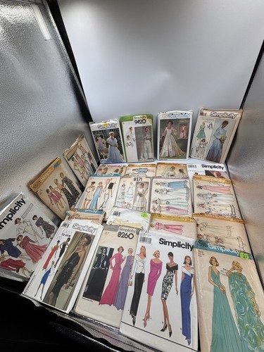 Vintage sewing patterns lot - patterns, 24