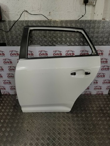 Toyota avensis mk3 door bare - avensis,
