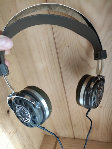 Panasonic vintage headphones - vintage,