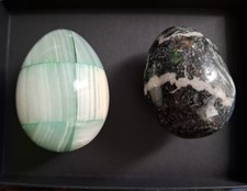 2 Crystal Eggs Agate and