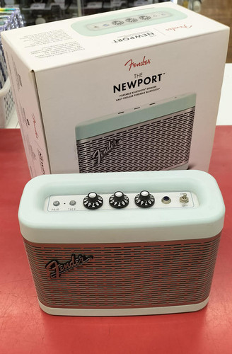 Fender the newport portable - newport,