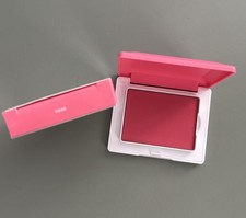 GLOSSIER CLOUD PAINT PLUSH