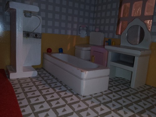 Dolls house - dolls,