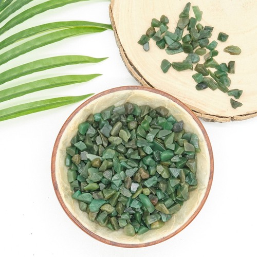 Natural green aventurine chips - green,