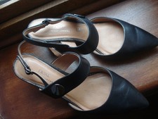 NEXT BLACK STRAPPY KITTEN HEELS UK 6.5 EU 40