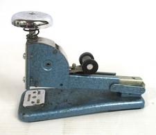 Vintage Vanguard Type No. 4A Desktop Stapler Metal Blue