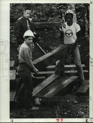 1977 press photo youth - 1977,