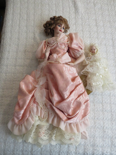 Franklin mint heirloom mother - franklin,
