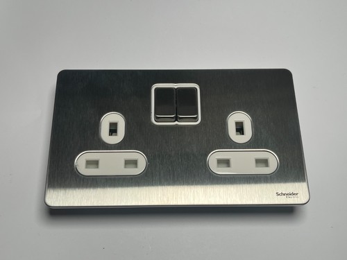 Double twin plug socket