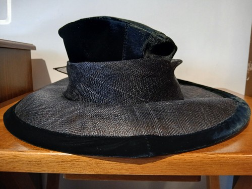 Peter bettley london - peter, black