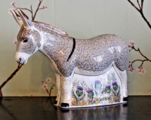 Royal crown derby - royal, gold