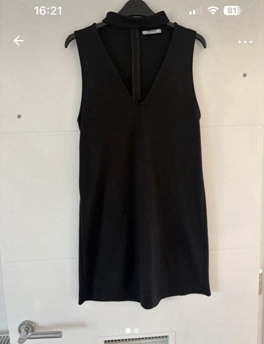 Short black dress from - zara,, v