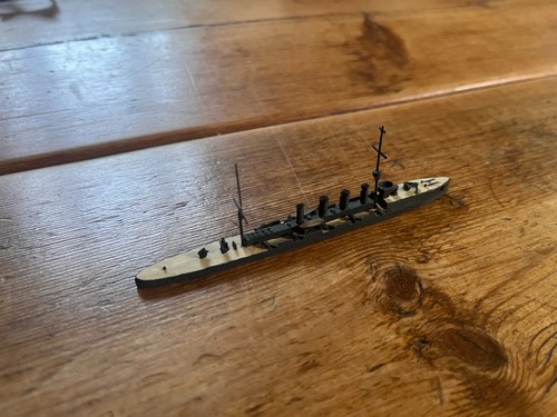 Waterline hms glasgow ww1 - glasgow,
