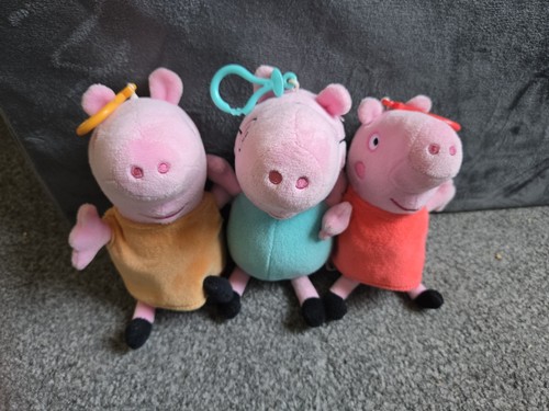 Peppa pig soft plush pram - pig,