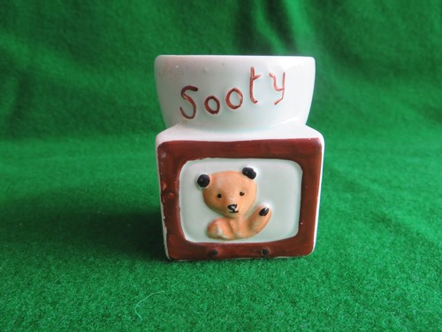 Vintage 1950 sooty - sooty, cup