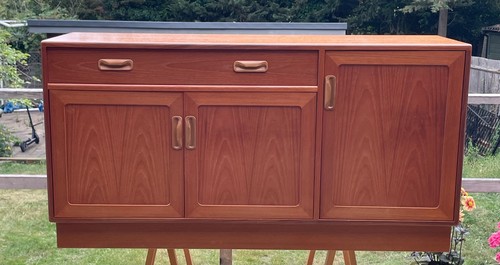 Mid century retro - mid, g