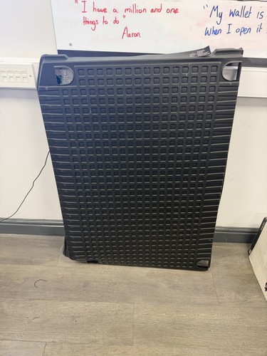 Mercedes benz wagon boot tub - g,