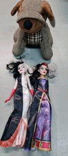2 x Disney Villain Queen Dolls