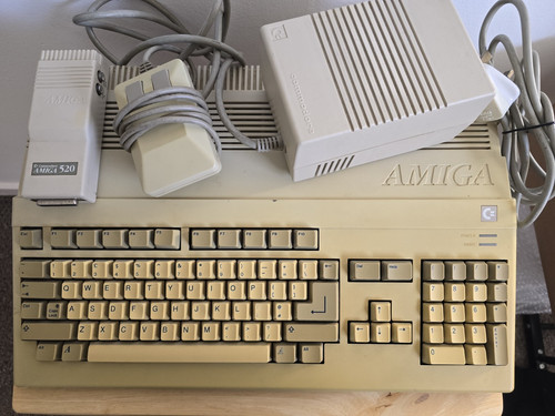 Commodore amiga 500 vintage - commodore,