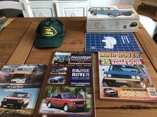  Model Kit 3029 - Range Rover - 1/24 - vintage hat plus some books please read 