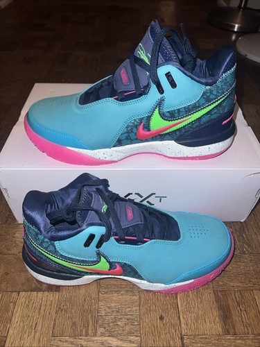 Nwb size men nike - 7.5,